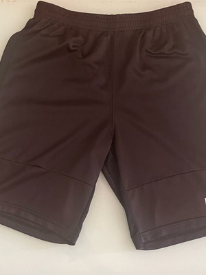 Macron Lichtenstein National Team Shorts like new, size Medium