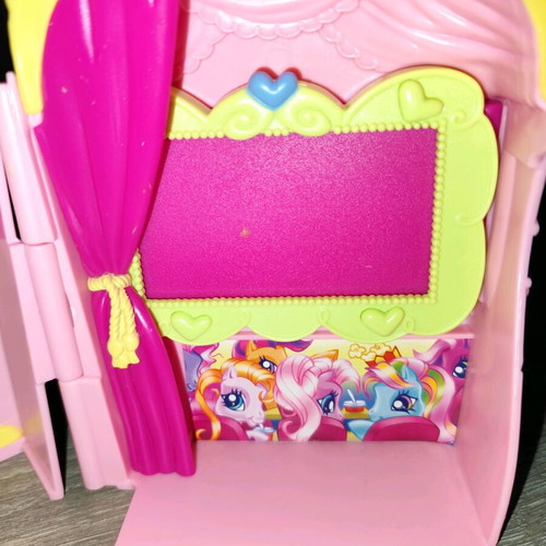 My Little Pony Grocery and Popcorn Movie Theater playsets used