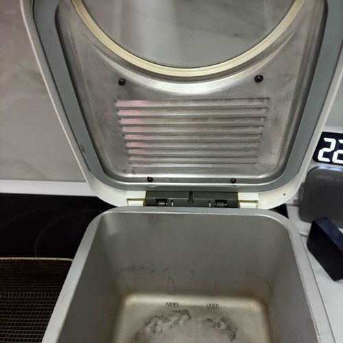 Kenwood DF460 deep fryer used, 2.5 L
