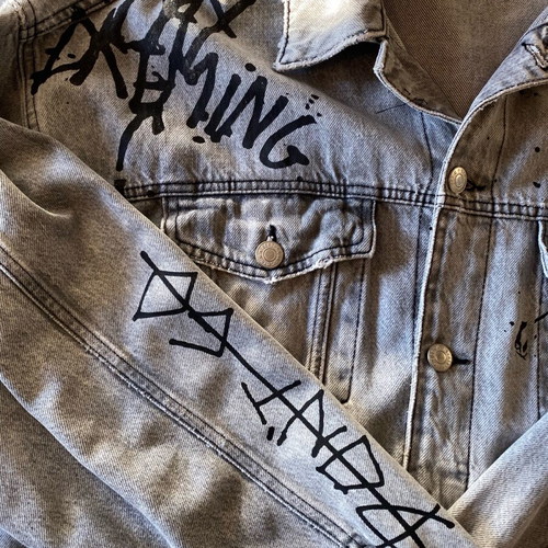 Bershka Denim Jacket size M new, grey washed with graffiti details