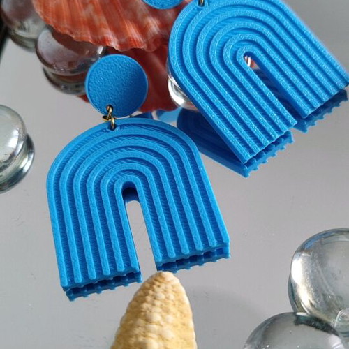 Blue hanging earrings new, stud type