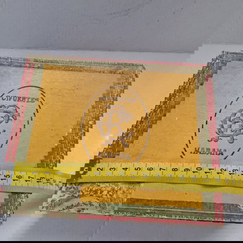 Дървена кутия Cifuentes Habana употребявана, винтидж кубинска