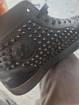 Christian Louboutin sneakers used, size 43.5 black
