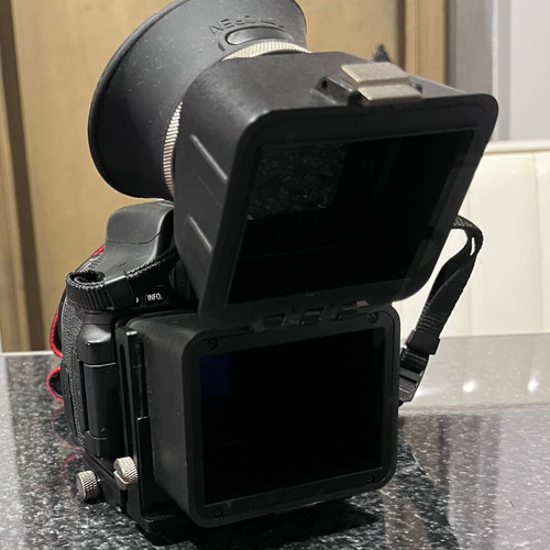 Swivi S3 foldable LCD viewfinder used, minor wear