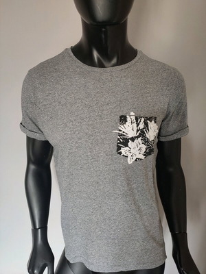 H&M men's grey T-shirt size M with floral pocket