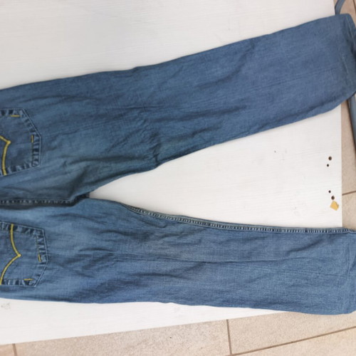 American Vintage Jeans size 32 like new, classic blue denim