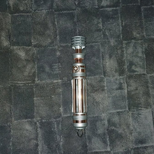 Hasbro Star Wars Force FX Lightsaber Leia Organa like new with sound and box
