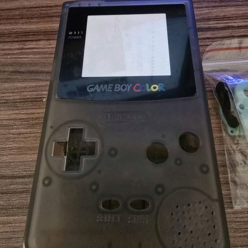 Gameboy Color shell new, complete with buttons and screws