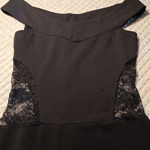 Ake Italian fitted mini dress like new, black with lace