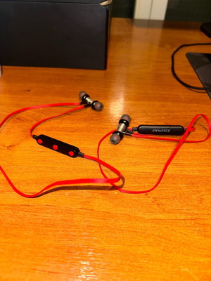 AWEI Wireless Earbuds Like New