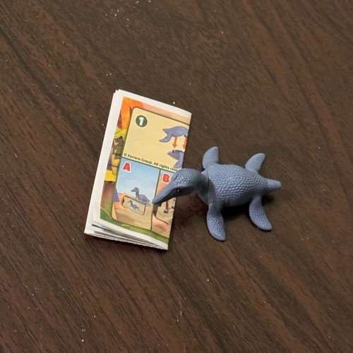 Kinder Surprise Natoons Dinosaurs figure like new