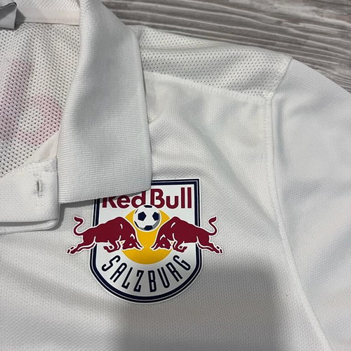 Nike Red Bull Salzburg 2014-2015 Home Football Jersey Size Small used, No. 26 Soriano