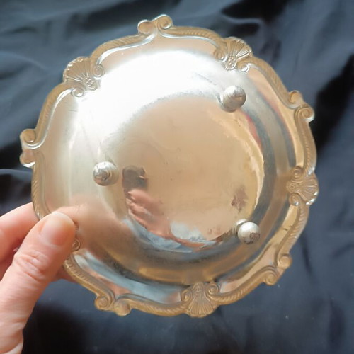 Silver-plated decorative bowl used, 16 cm diameter