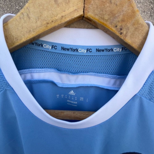 Adidas T-shirt oversized used, size L, blue