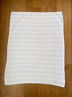 Zara Home blanket like new, knitted 70cm x 90cm