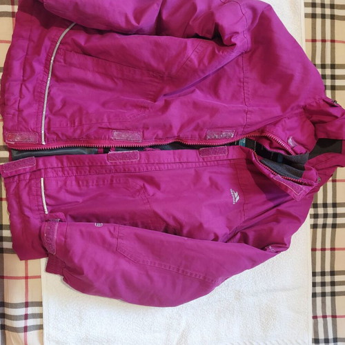 Trespass jacket for girl 6-7 years like new, windproof and insulated