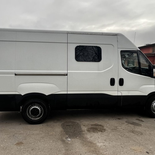 Iveco 35S15 2.3 Diesel Van 2015 used, manual, air conditioning