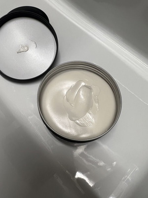 Styling cream matte effect like new