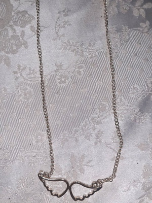 Feather necklace new