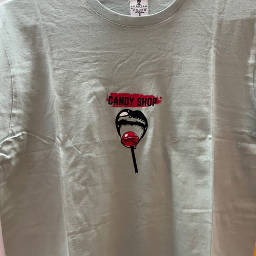 Men's Lobster t-shirt like new, size Small, 100% cotton