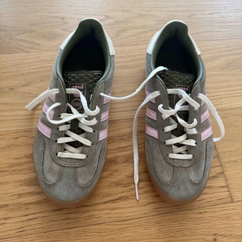Gazelle Indoor Shoes Adidas σαν καινούργιο, πράσινα, 38.5
