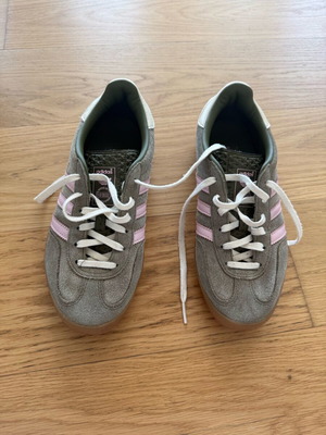 Gazelle Indoor Shoes Adidas σαν καινούργιο, πράσινα, 38.5
