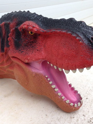 Realistic latex puppet head T-Rex red like new