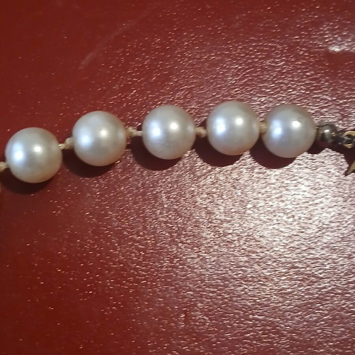 Necklace with faux pearls vintage, 42 cm, like new