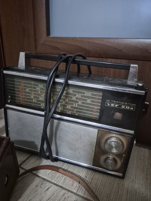 Old radio used, works