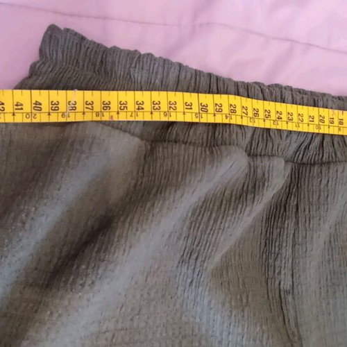 Women's set olive with pants and blouse like new