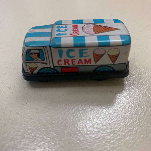 Tsigkino ice cream truck miniature made in Japan used, 70s