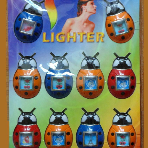 Vintage ladybug-shaped lighter set of 10 new in original packaging
