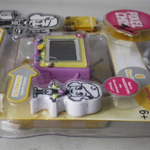 Pixel Chix TV Amazing Travels Virtual Friend Game Mattel new