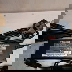 ΤΡΟΦΟΔΟΤΙΚΟ TOSHIBA