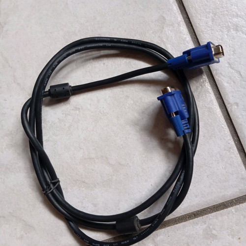 VGA Male to Male Display Cable 1.5m like new