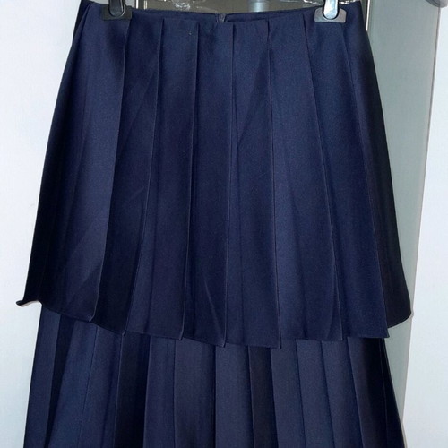 Axel skirt new, size M, very chic