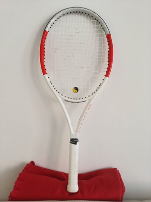 Ρακέτα τένις Wilson Six.One 102 σαν καινούργιο, μέγεθος λαβής L2