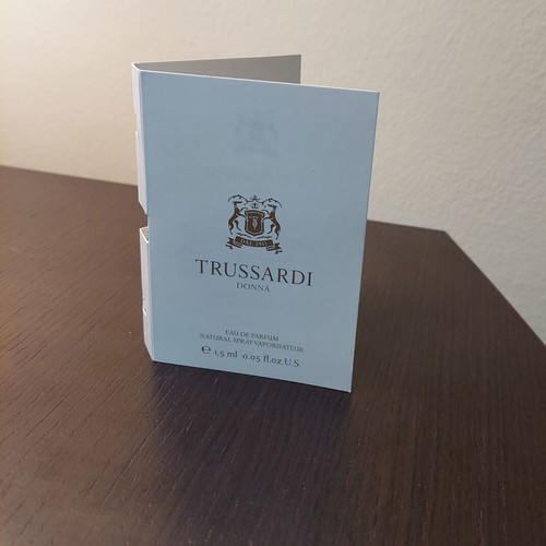 Trussardi Donna Eau de Parfum Tester 1.5 ml new