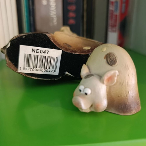 Decorative three pig figurines used, resin