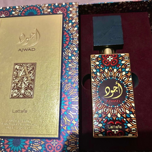 Lattafa Ajwad Eau de Parfum 100 ml nearly unused