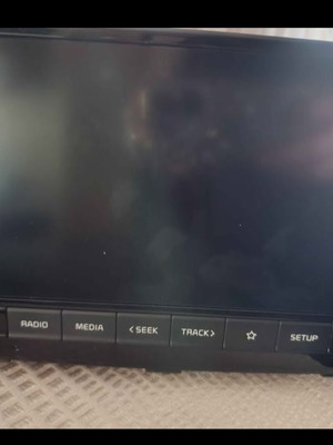 Car screen for Kia Stonic model 2021 like new