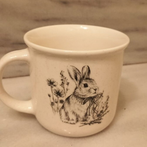 Ceramic Easter mug new with bunny pattern