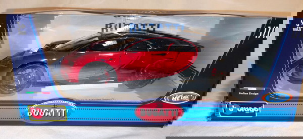 CAR metal MODELS 1:18