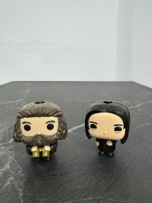 Mini Harry Potter figures used from kinder