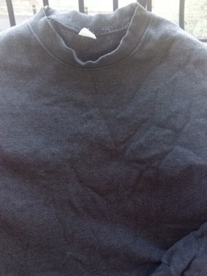 Men's sweatshirt, size large
