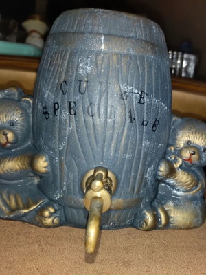Vintage decorative barrel carafe with bears "Cuvée Spéciale" 14.5cm