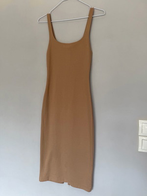 Zara Midi Dress Nude like new, size S