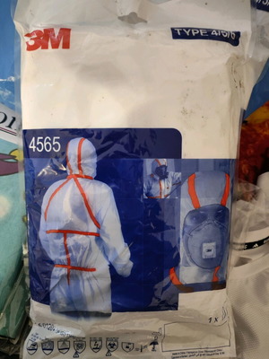 3M Protective Coverall Suit new