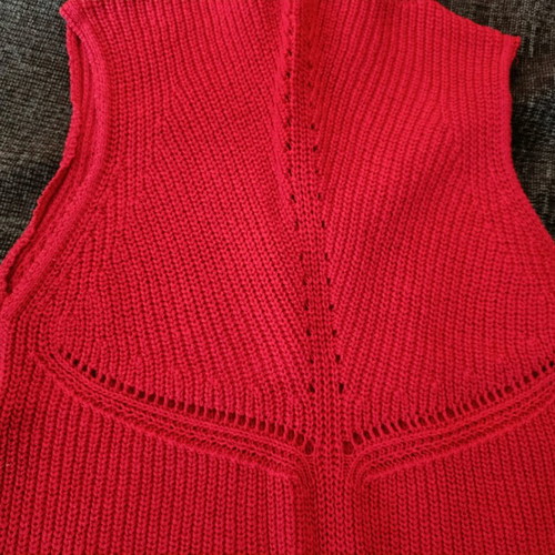 Scandalo summer knitted top with sleeve like new, red, size small