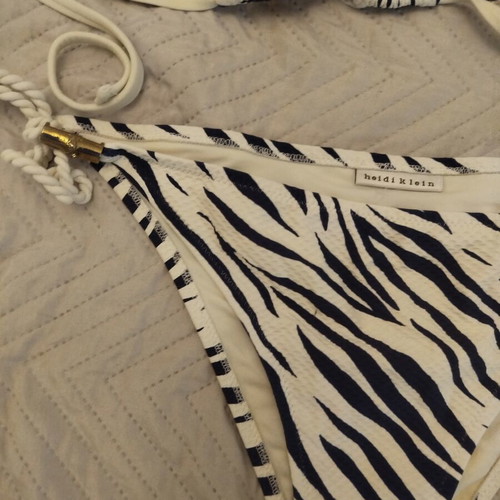 Heidi Klum bikini set white and blue stripes size large like new